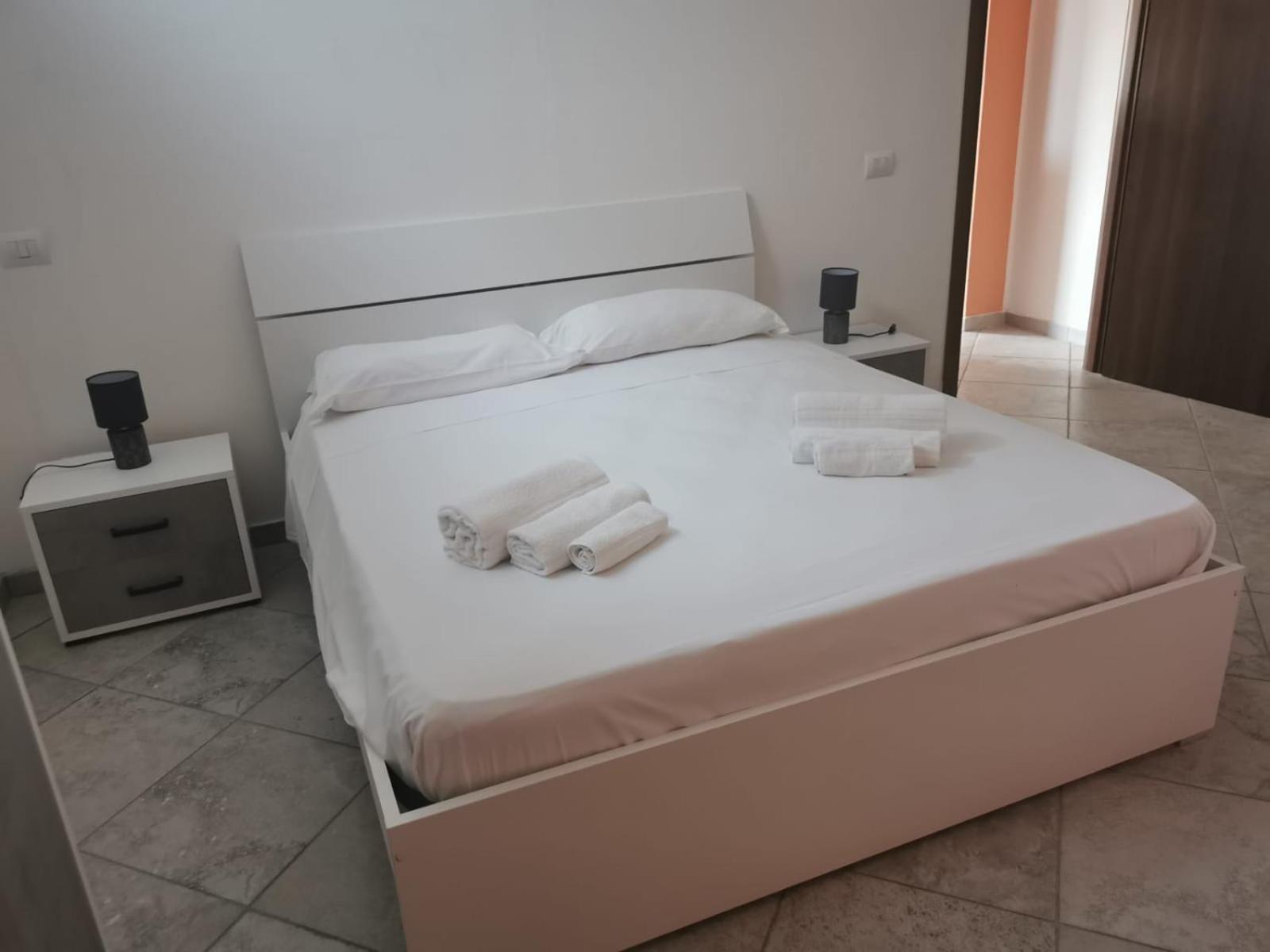 Residence Fortunato โปลีกัสโตร บุสเซนตีโน ภายนอก รูปภาพ